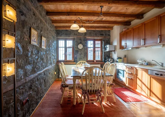 Fanis & Lena Agios Athanasios (Pella)